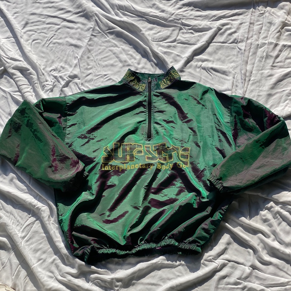 Purple/green cropped windbreaker